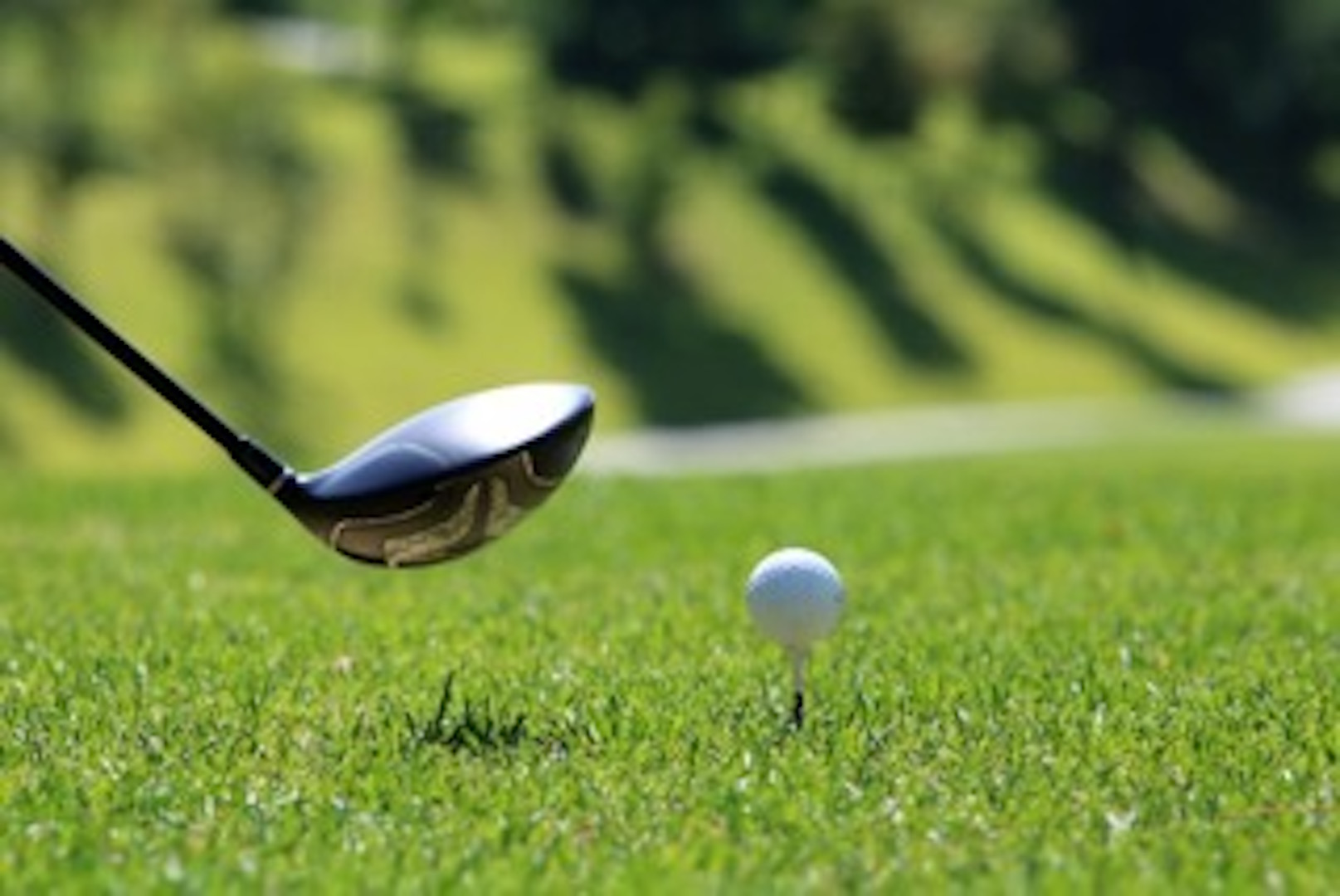 Parcours de golf près de Canyelles, idéal pour les amateurs de golf